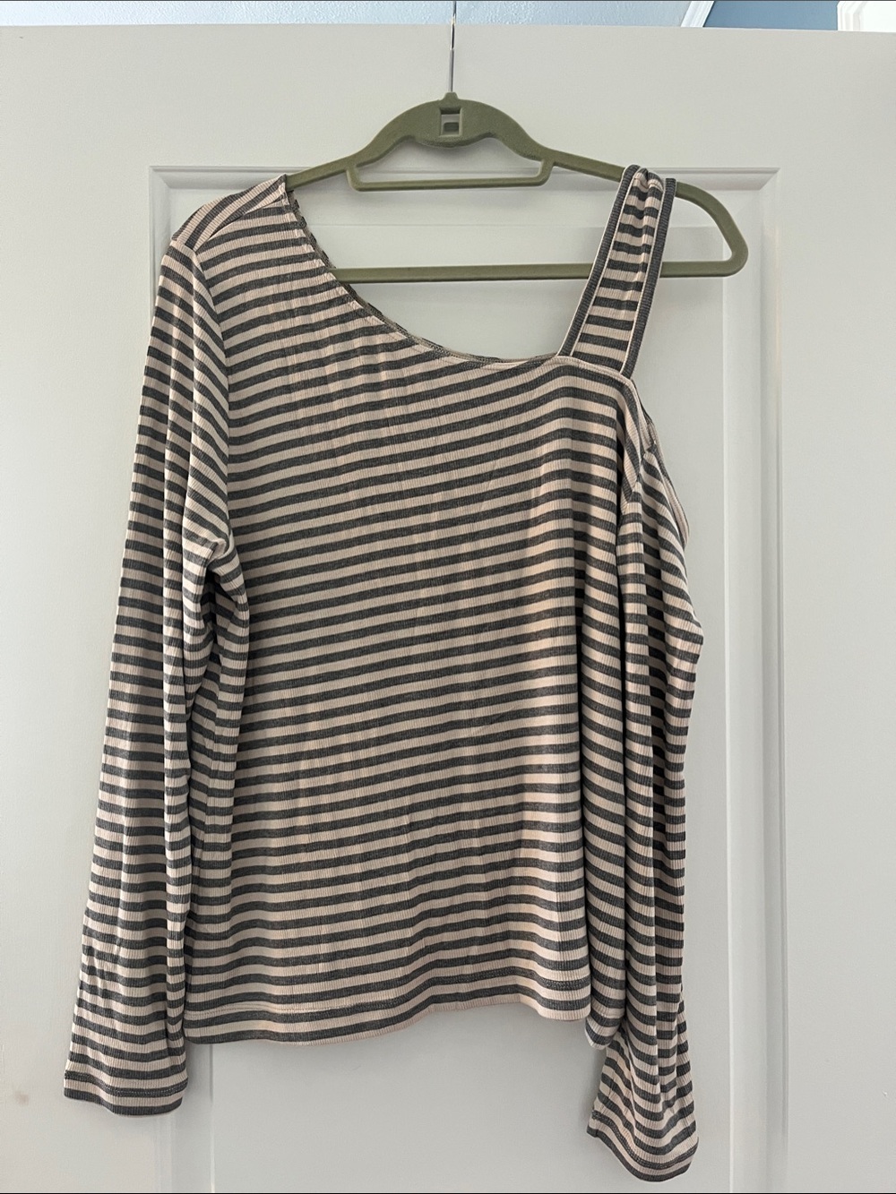 CAbi Taupe and Black Striped One-Shoulder Long Sleeve Top